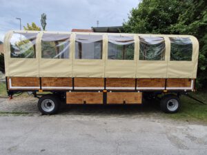 Planwagen mit Druckluftbremse für Traktor Partyplanwagen Weinprobe 09.301