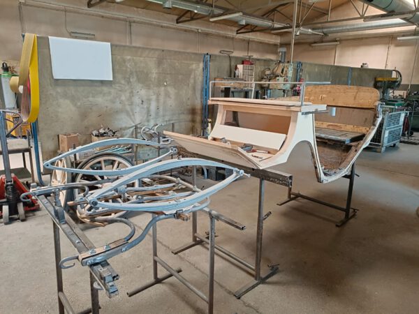Restaurierung historischer antiker Kutschen Kutschenrestauration aller Modelle – Bild 9